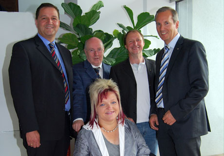 Mitgliedervertreter (v.l.n.r): Jakob Zimmermann, Msgr. Prof. OSR MMag. Bernhard Hippler, Marianne Hengl, Stefan Nothdurfter, Dir. Mag. Markus Hörmann Mitgliedervertreter (v.l.n.r): Jakob Zimmermann, Msgr. Prof. OSR MMag. Bernhard Hippler, Marianne Hengl, Stefan Nothdurfter, Dir. Mag. Markus Hörmann