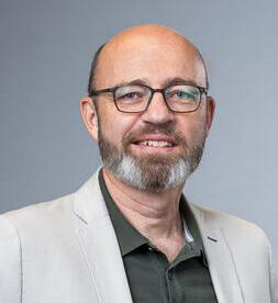  Dr. Thomas Klingenschmid